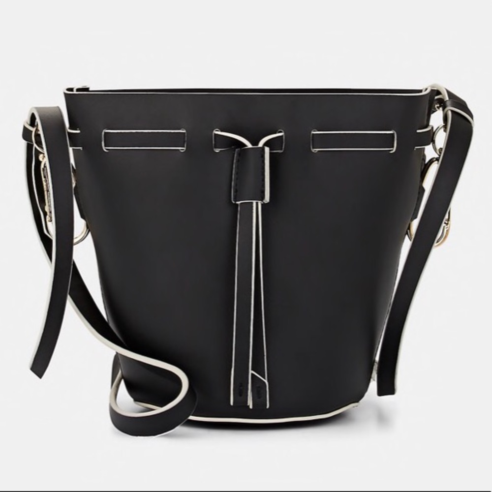✨FLASH SALE!!!✨ZAC POSEN NWT! DRAWSTRING LEATHER Bucket BAG
